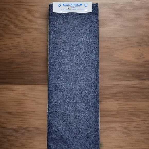 Vintage Scottish Tweed 1 Yard St Andrews Woollen Mill Charcoal Wool Fabric - Picture 2 of 8